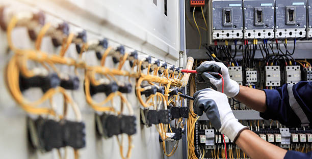 Professional Electrician technician working in Brownsburg, IN